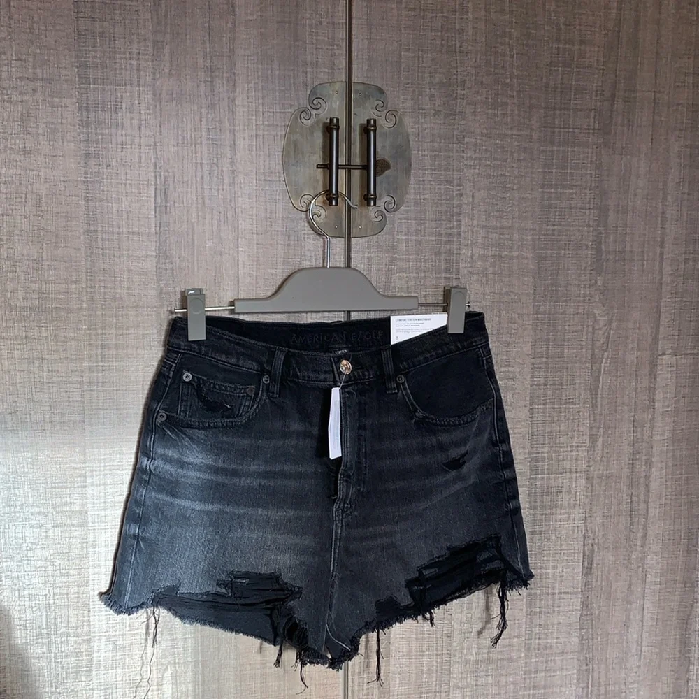 American Eagle‎ Highest Rise 90’s Boyfriend Short
